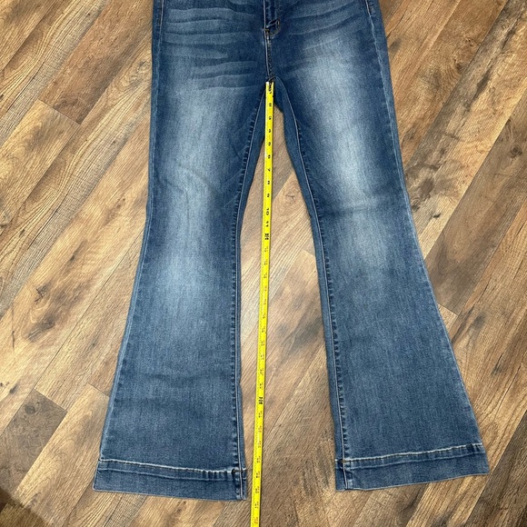 Like New Judy Blue Jean Flairs - Picture 13 of 13
